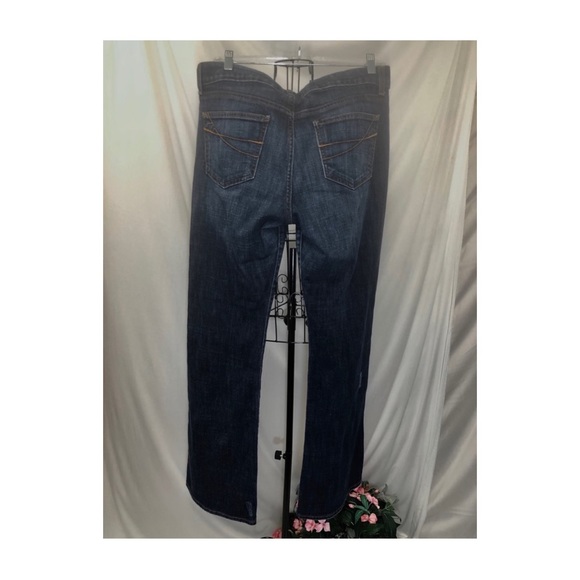 GAP Curvy Low Rise Jeans - Picture 2 of 5